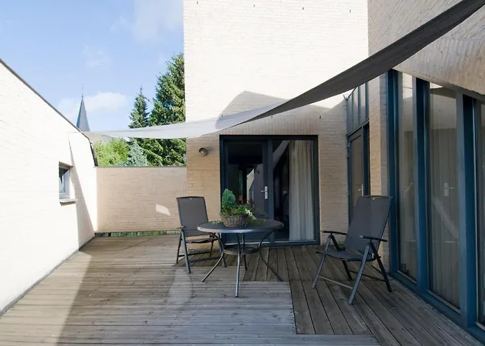 Commandeur فندق مبيت وإفطار