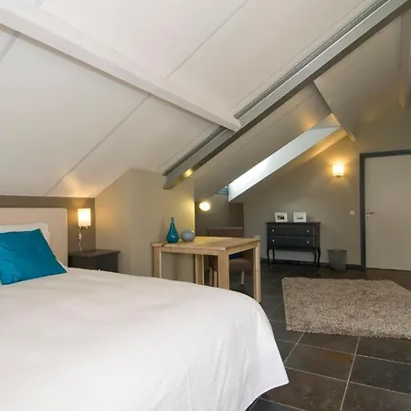 Bed and Breakfast Commandeur *